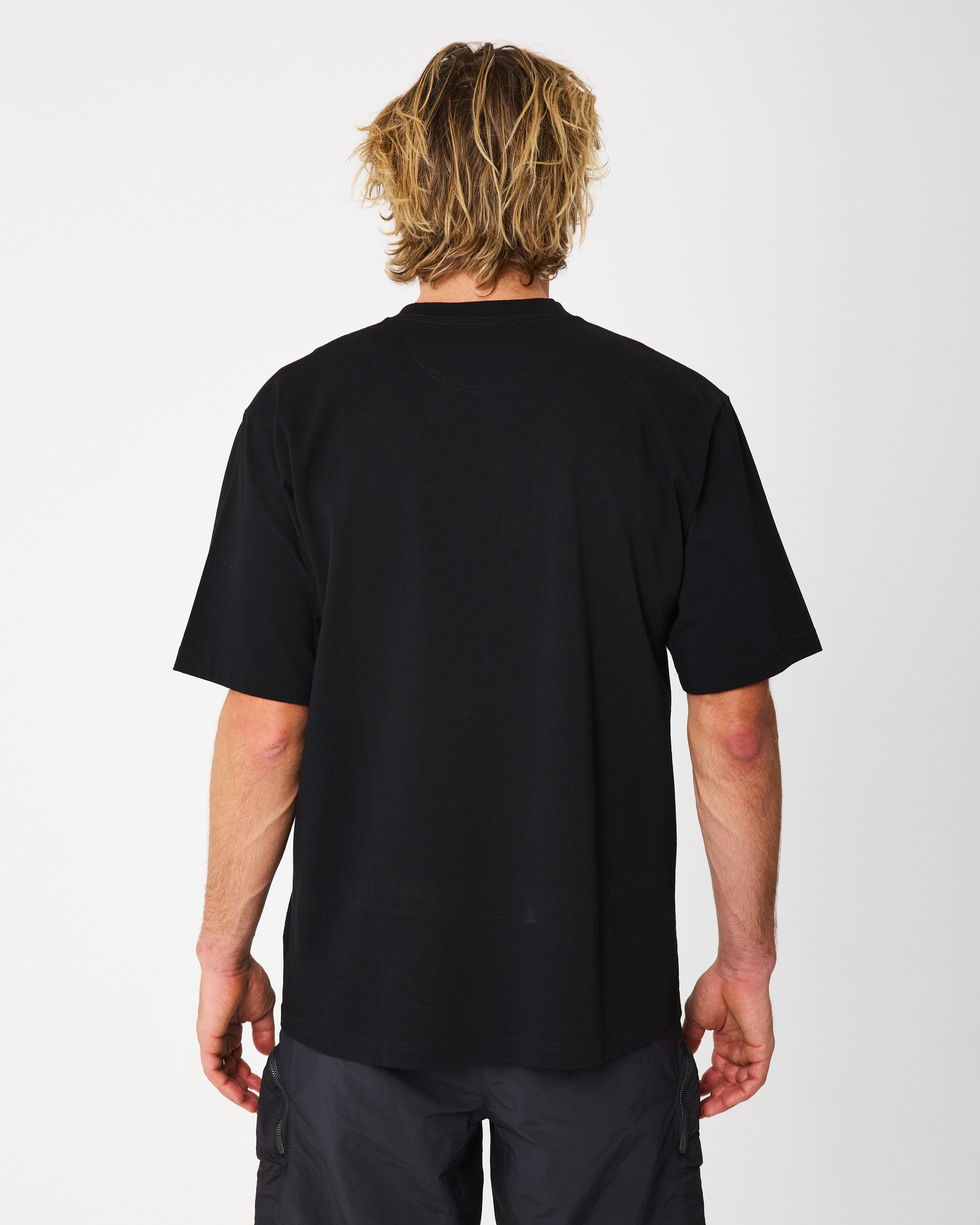 MENS POCKET T-SHIRT