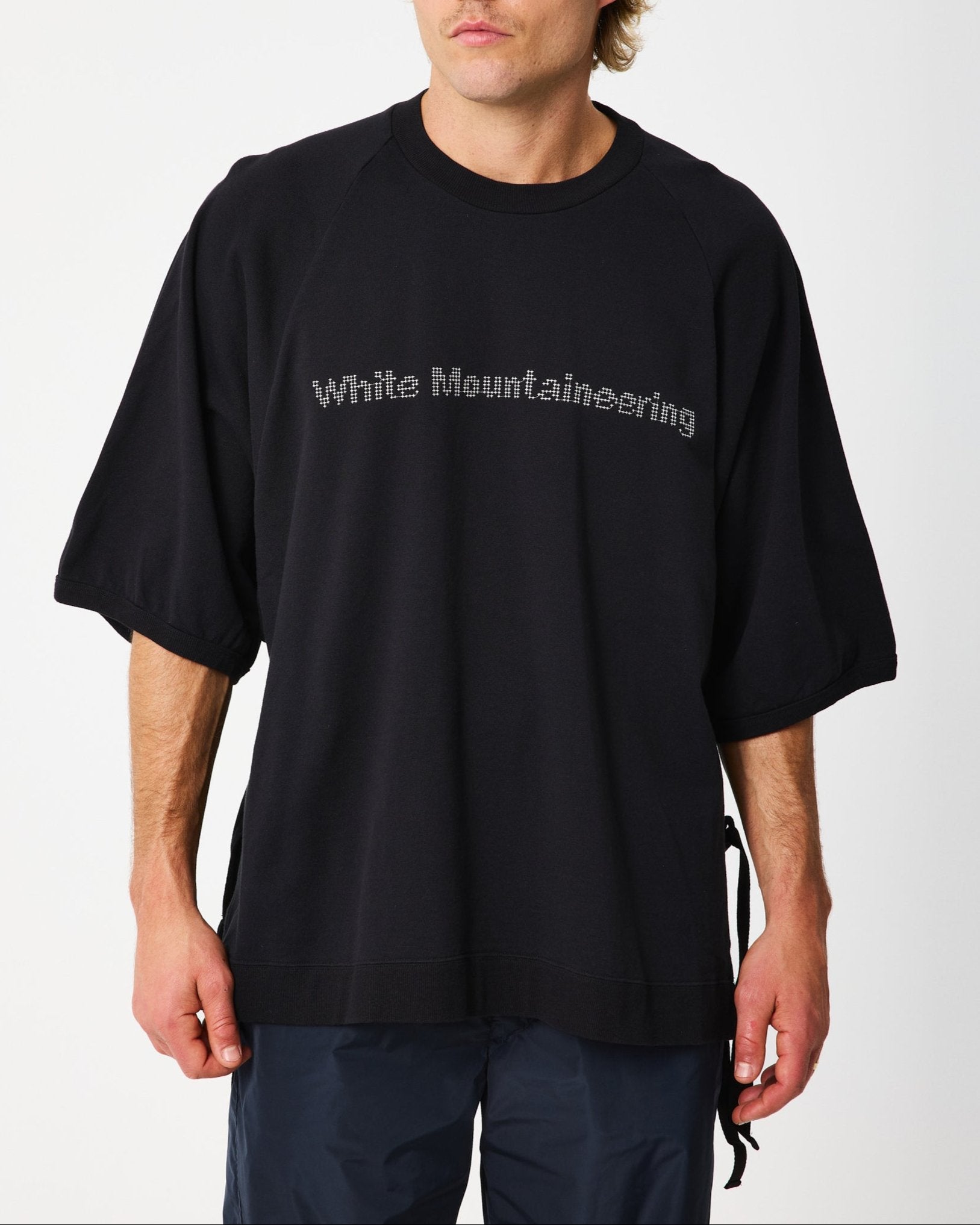 MENS HALF SLEEVE EMBROIDERY LOGO PULLOVER