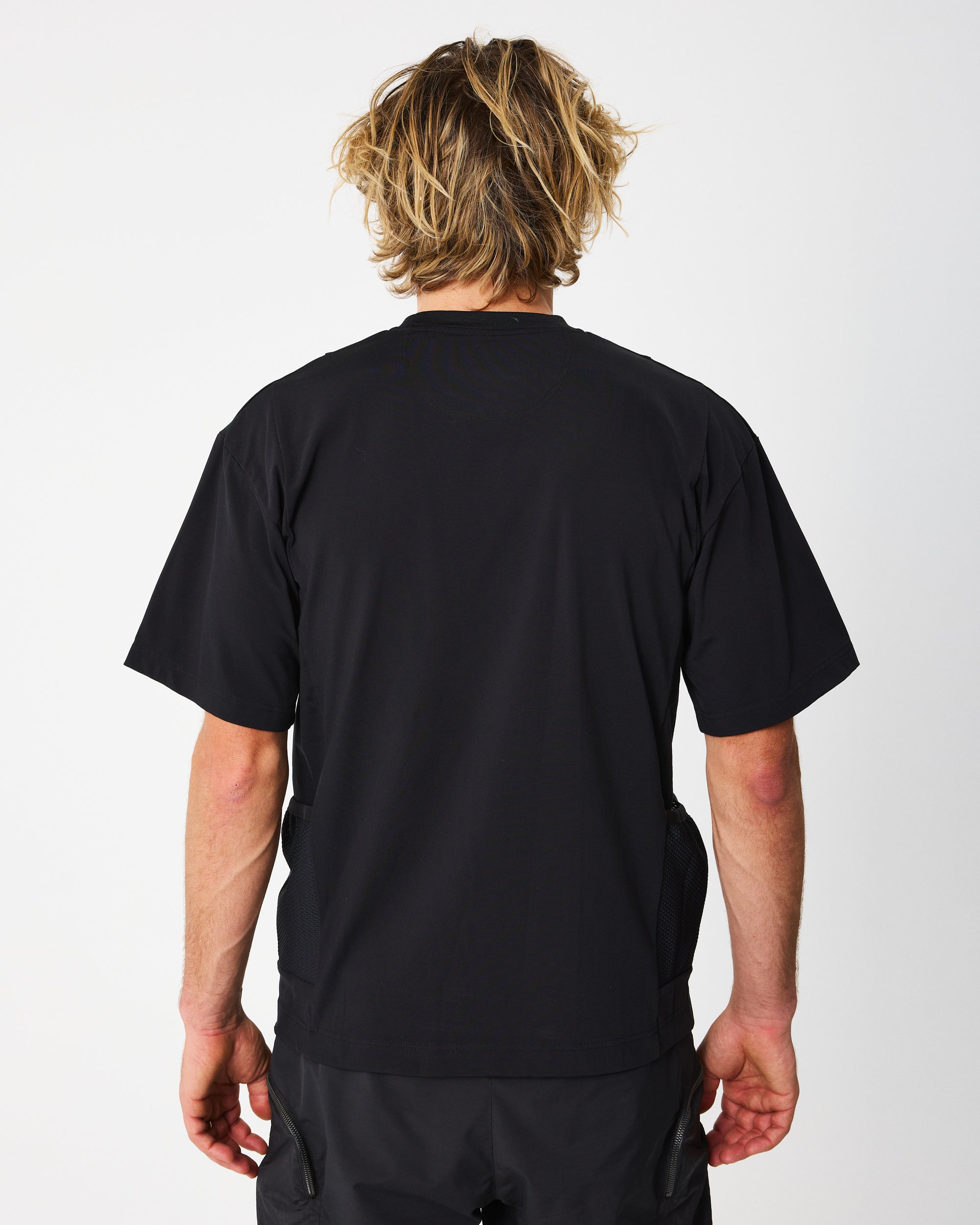 SIDE POCKET T-SHIRT