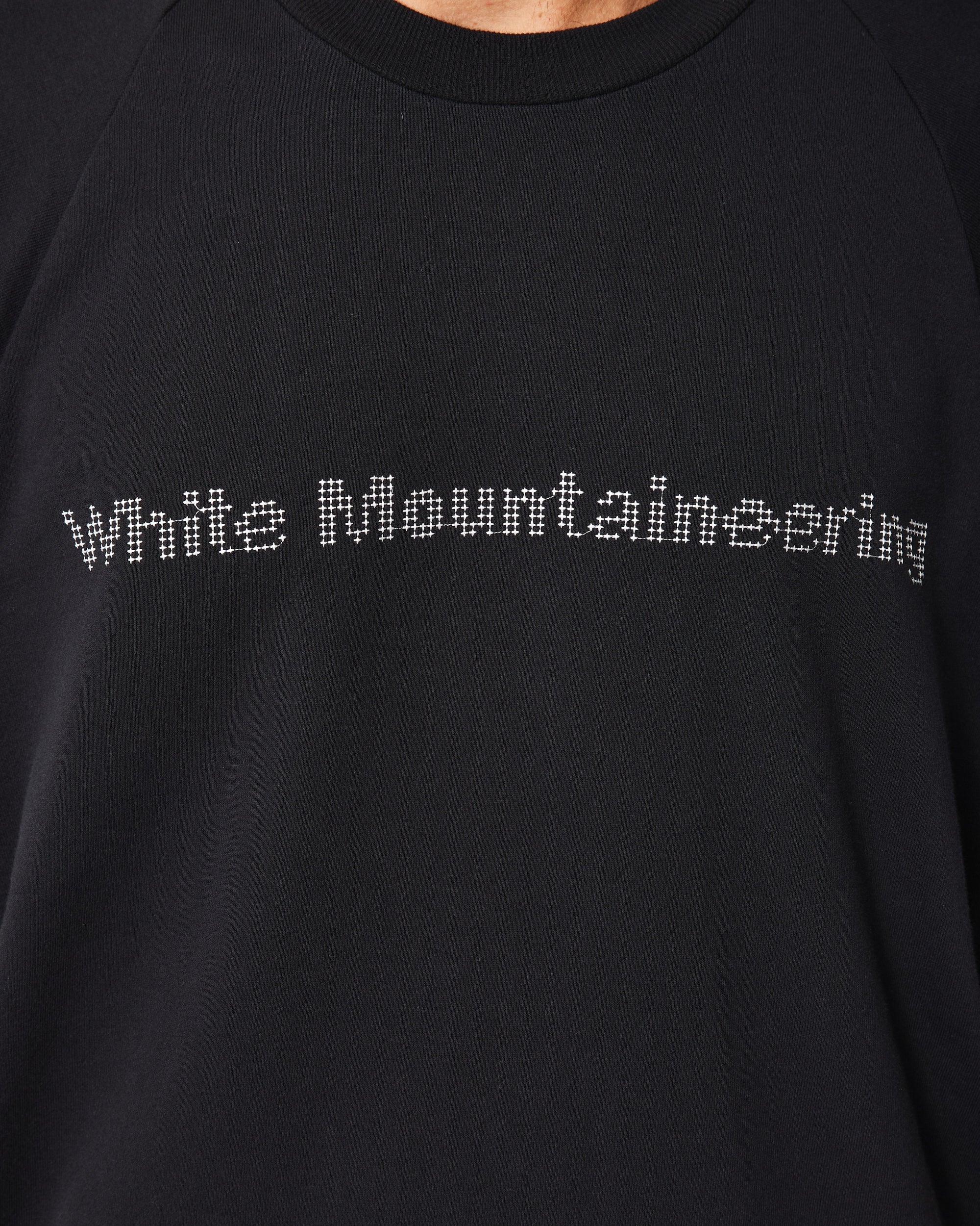 MENS HALF SLEEVE EMBROIDERY LOGO PULLOVER