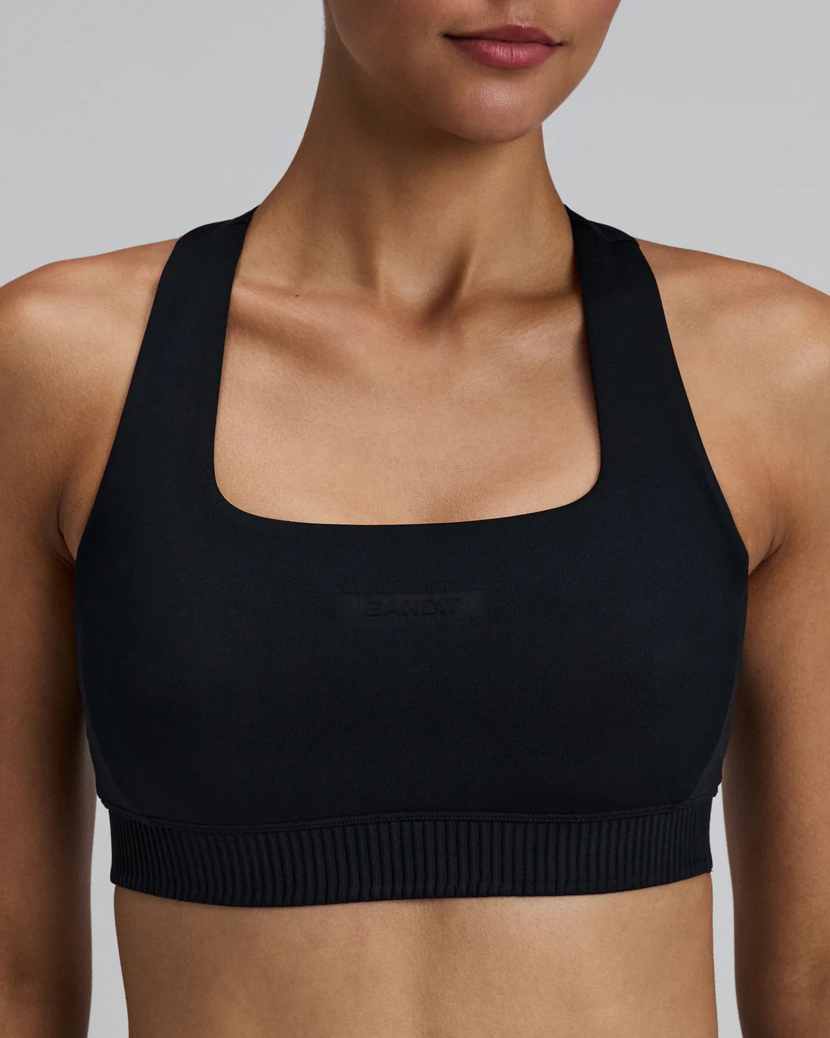 WOMENS STAMINA-V™ SQUARE NECK RUN BRA
