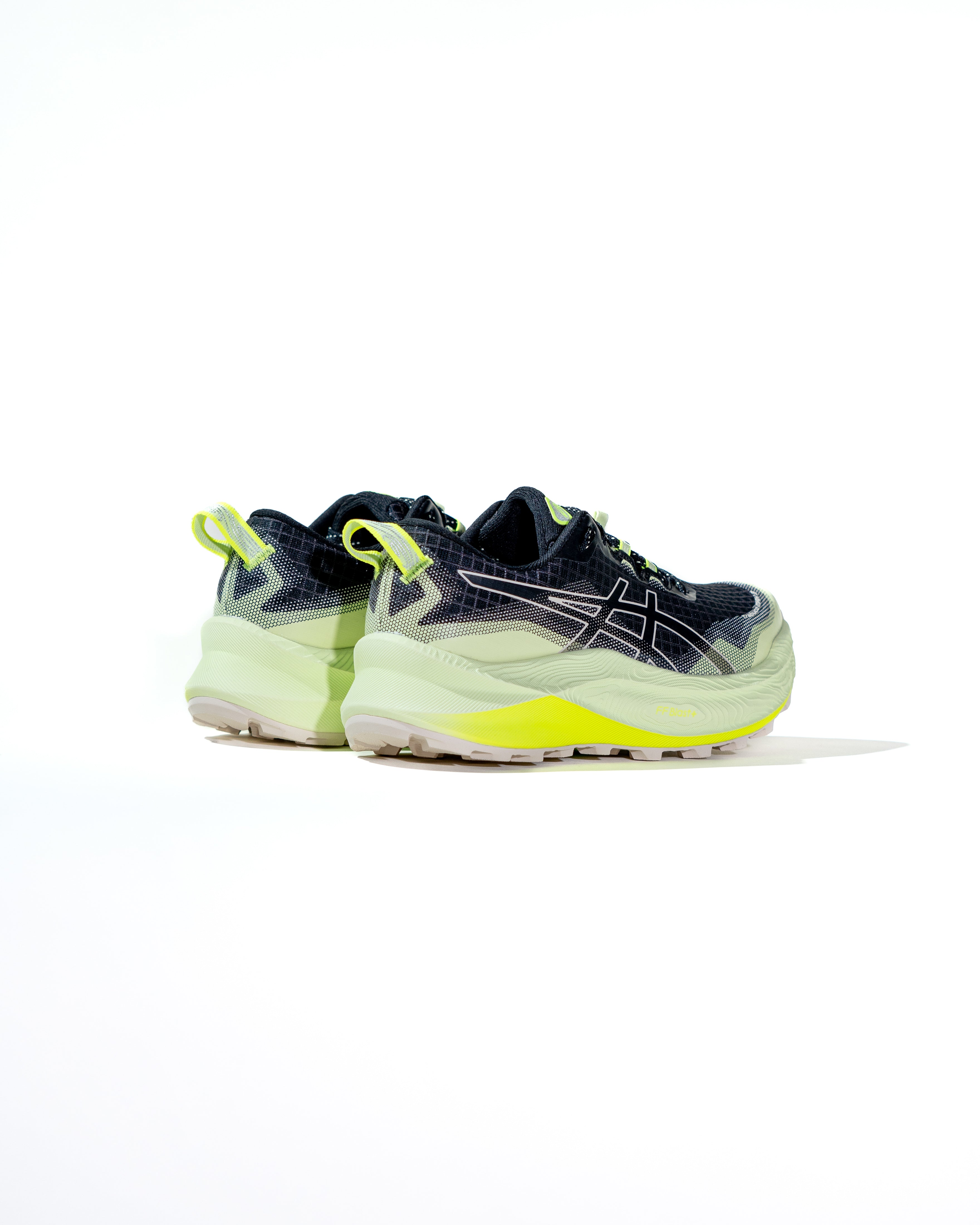 WOMENS TRABUCO MAX 3