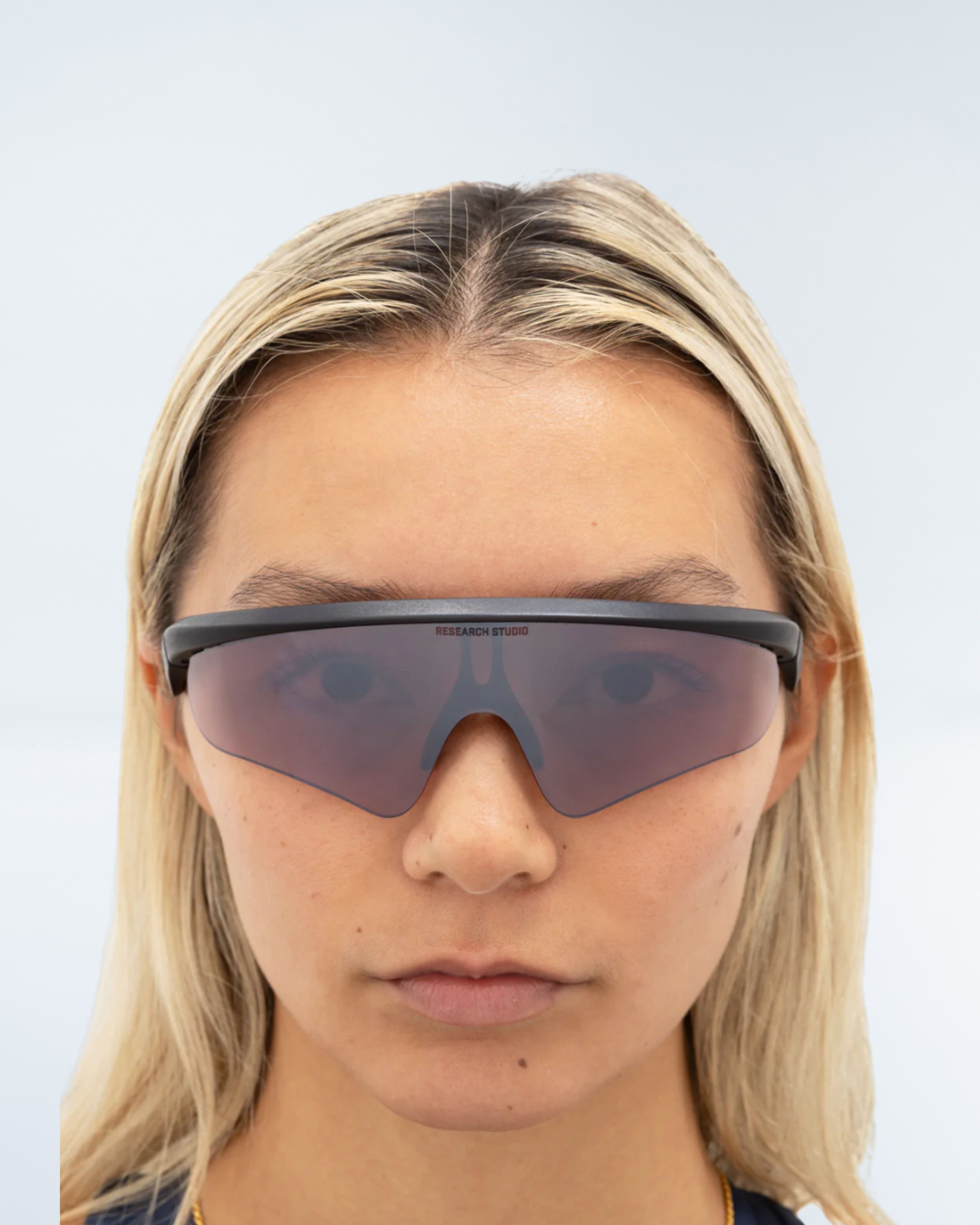 SHADOW BLACK NIGHT/ALPINE SILVER ROSE