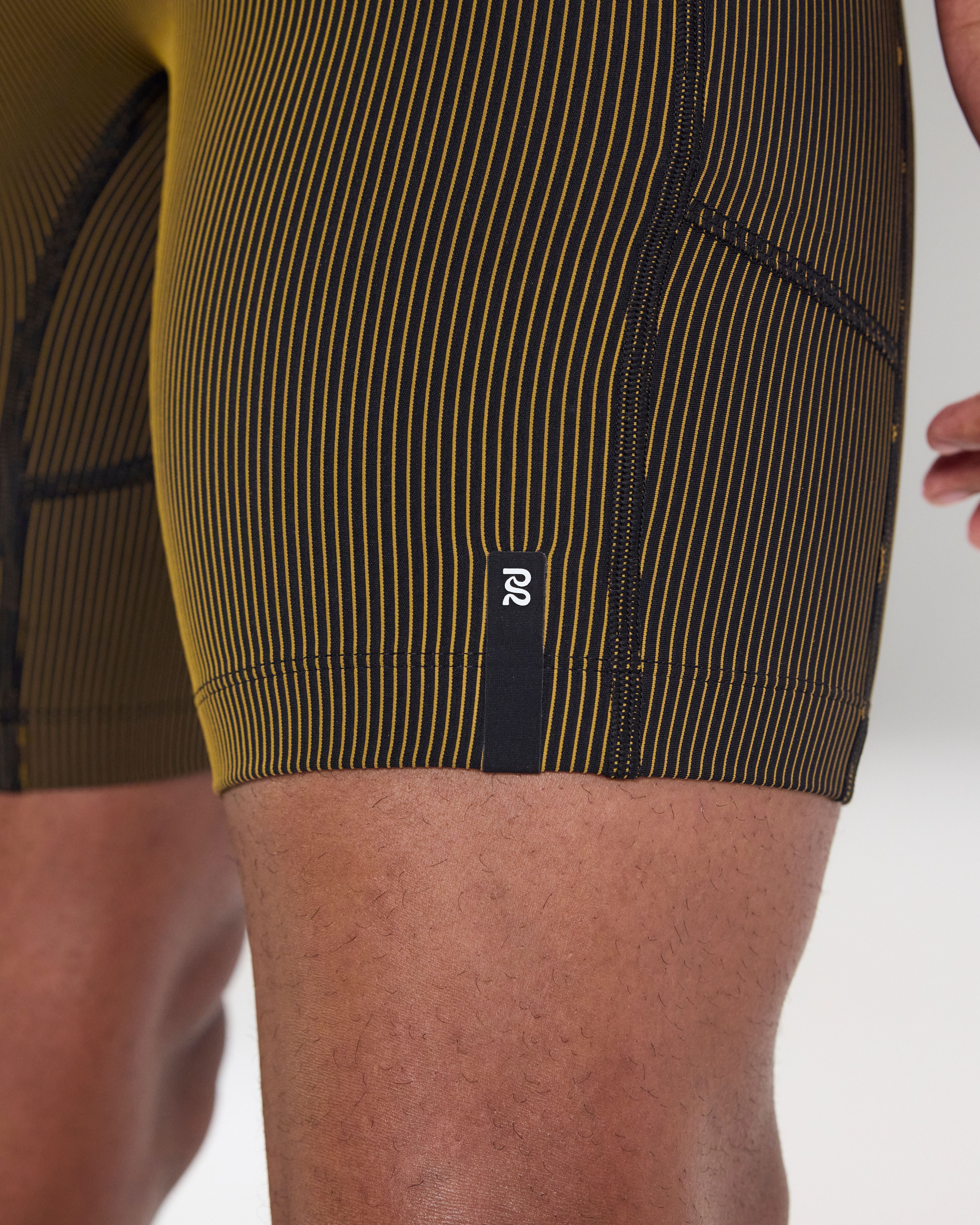 MENS STRIPED CADENCE™ 7 POCKET HALF TIGHTS