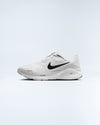 Womens Structure 26 - WHITE/BLACK-PURE PLAT
