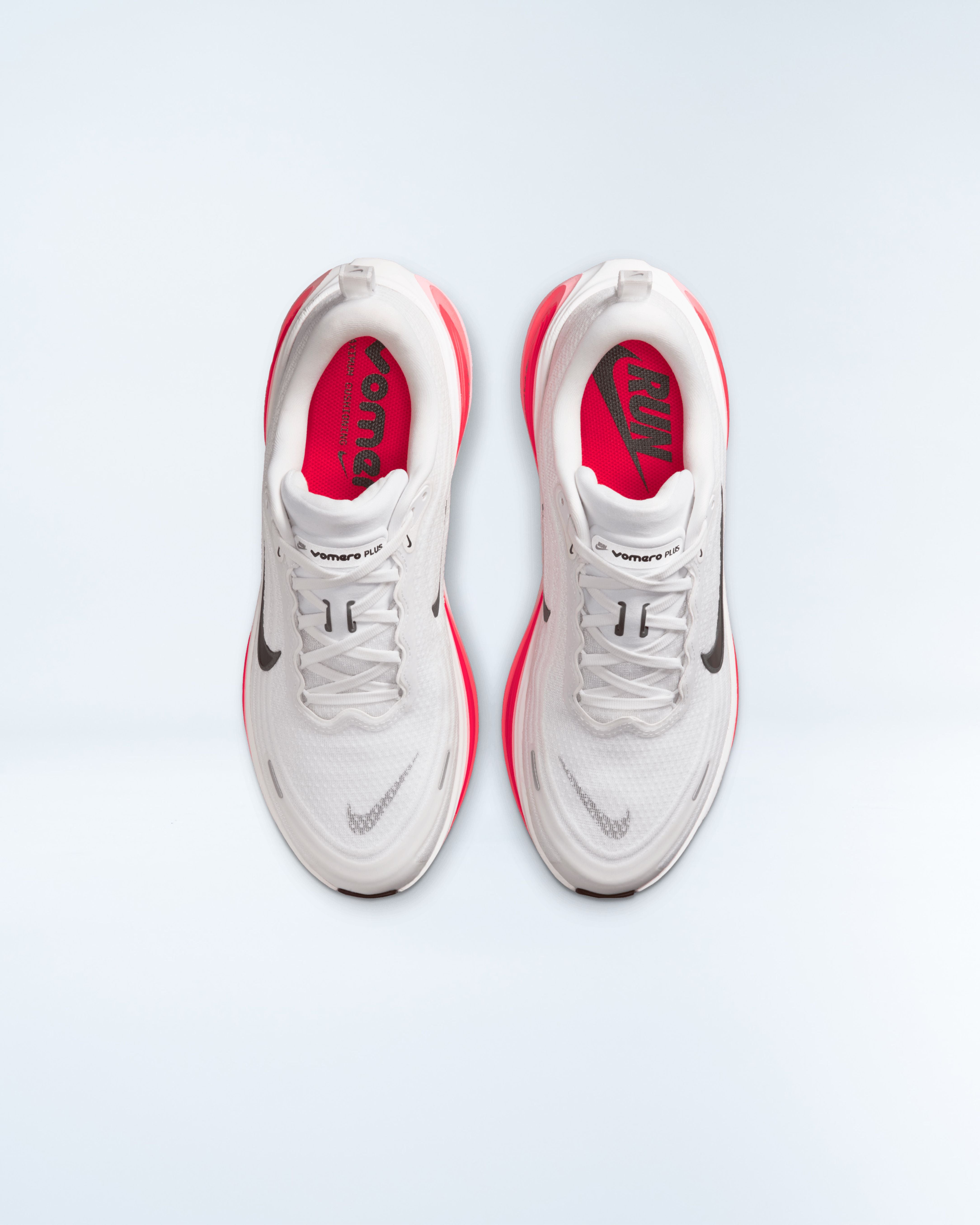 Mens Vomero Plus