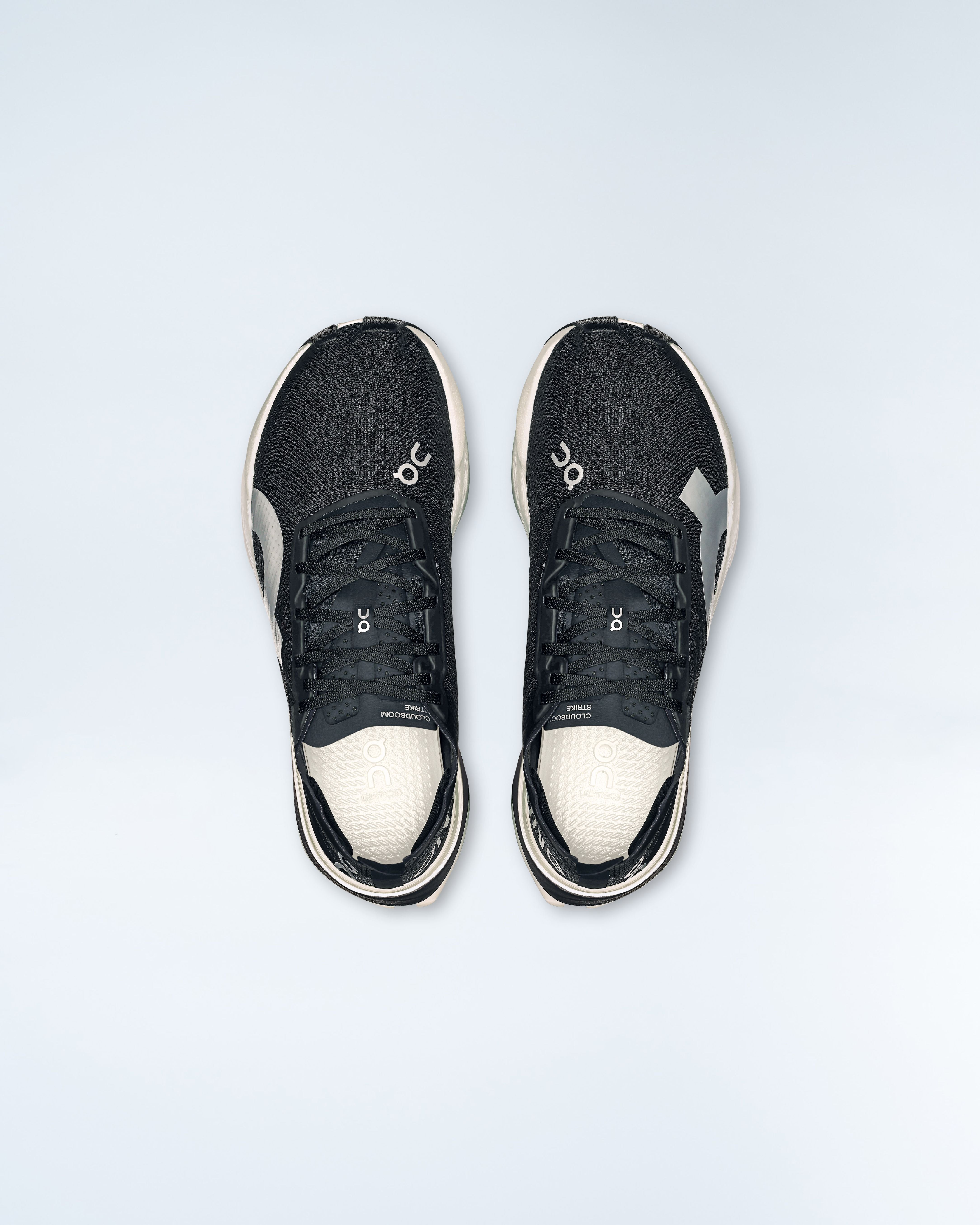 Mens Cloudboom Strike