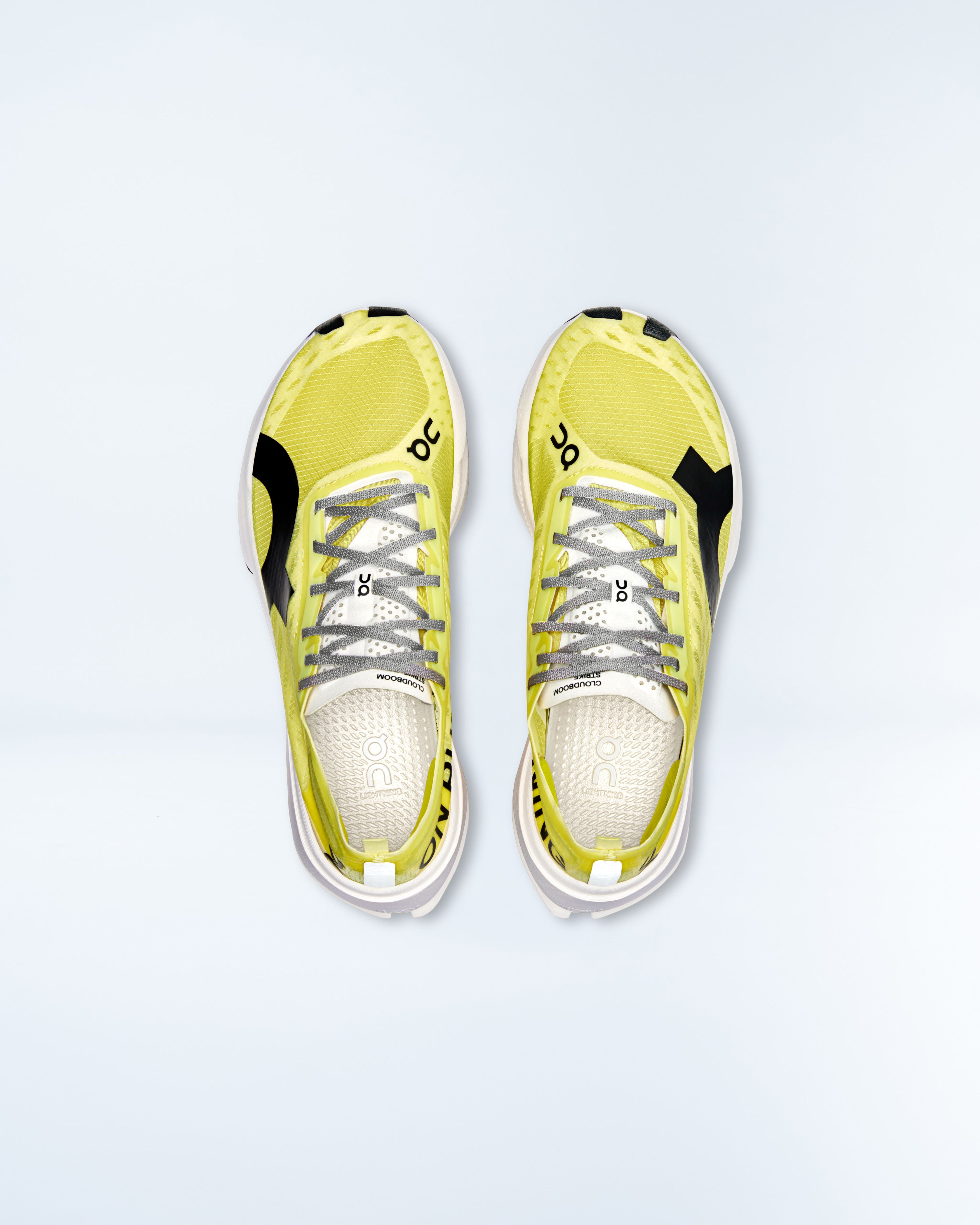 Mens Cloudboom Strike