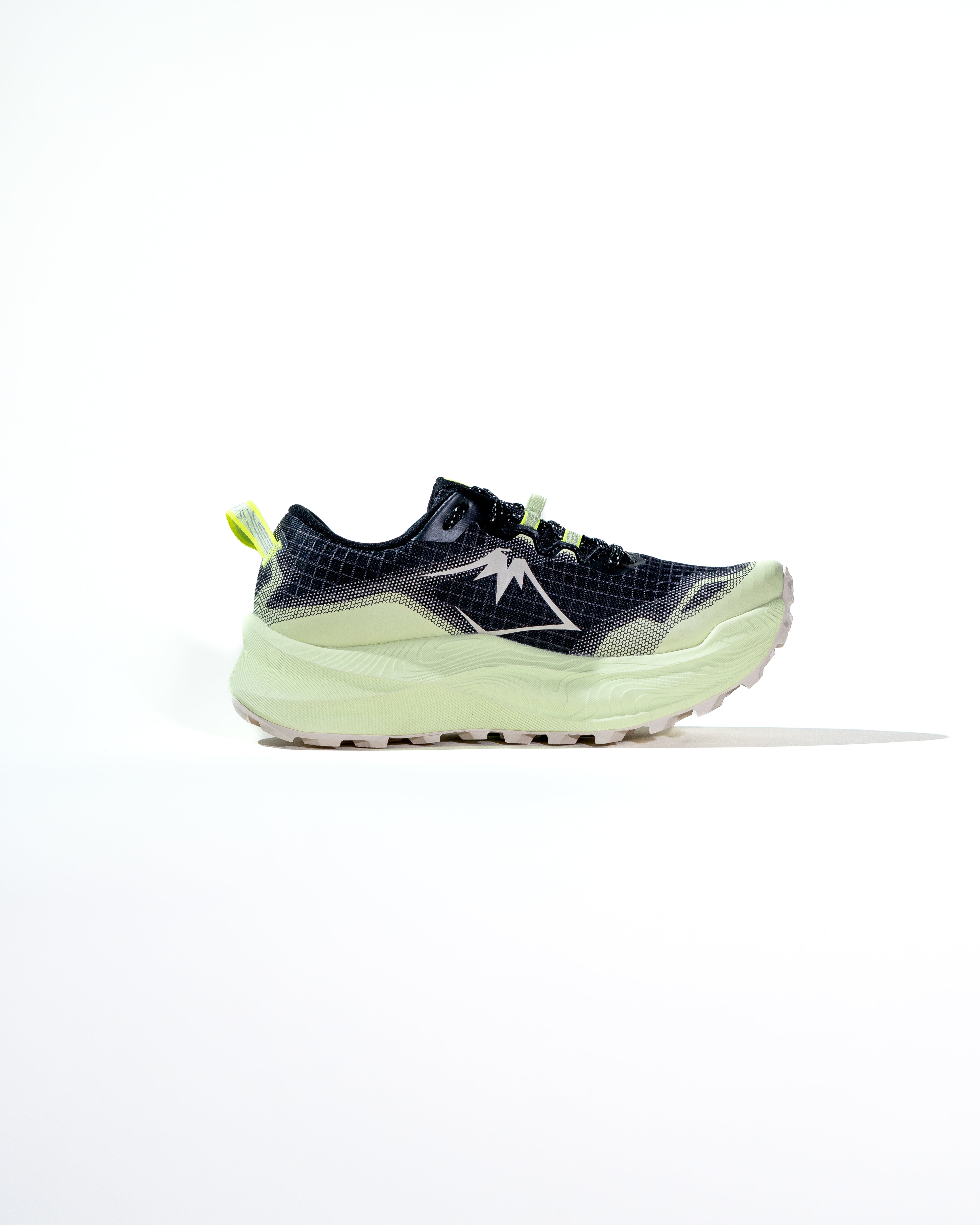 WOMENS TRABUCO MAX 3
